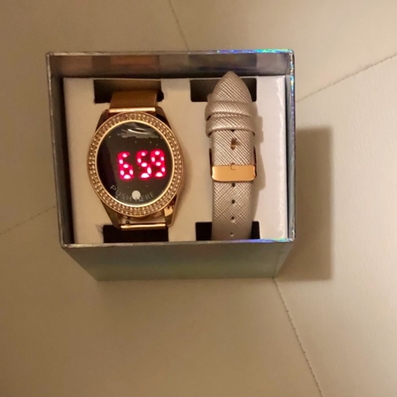 Watch - Picture 8 of 9